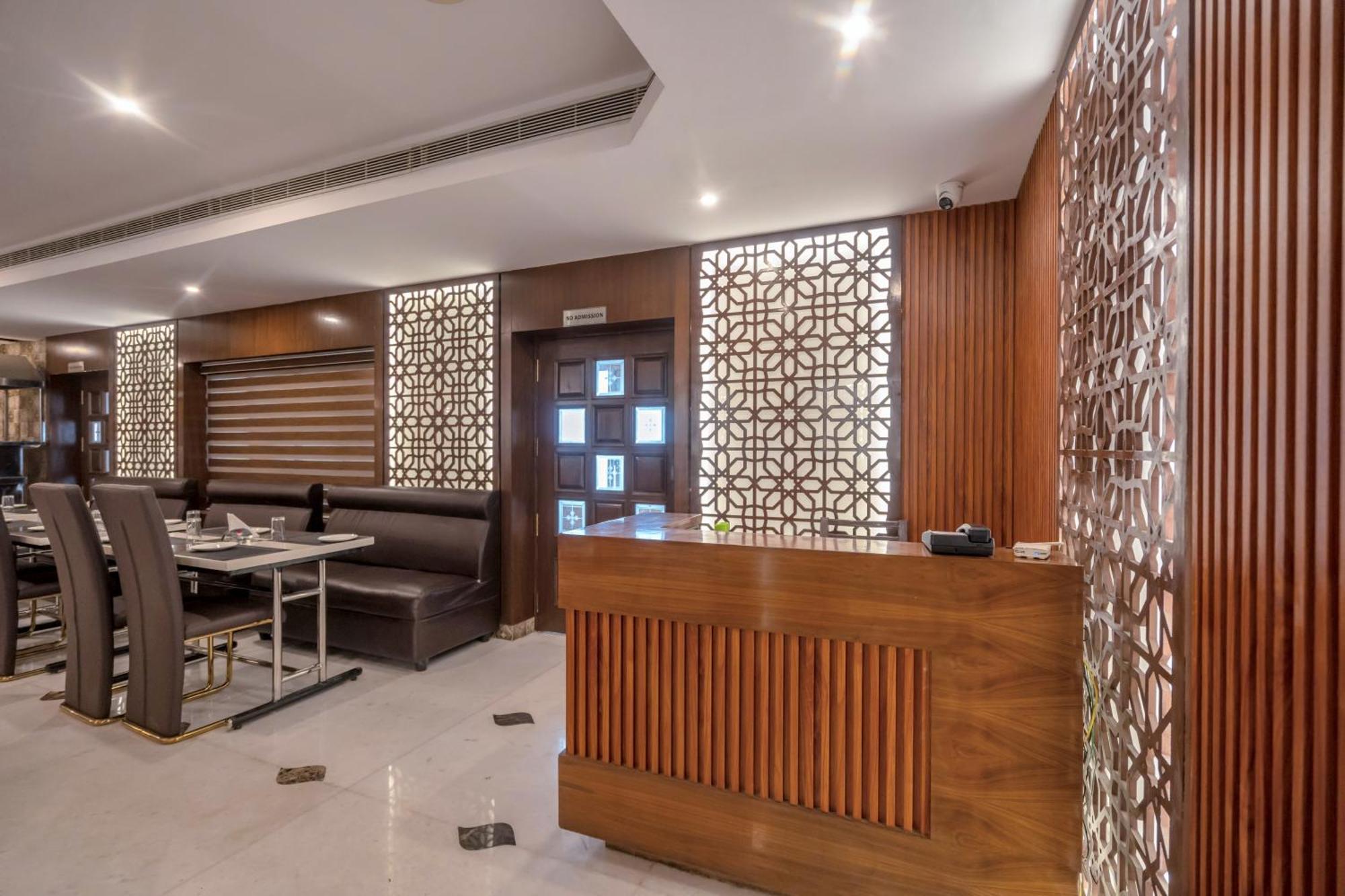 Park Avenue Hotel & Apartments Trichy Tiruchirappalli Buitenkant foto