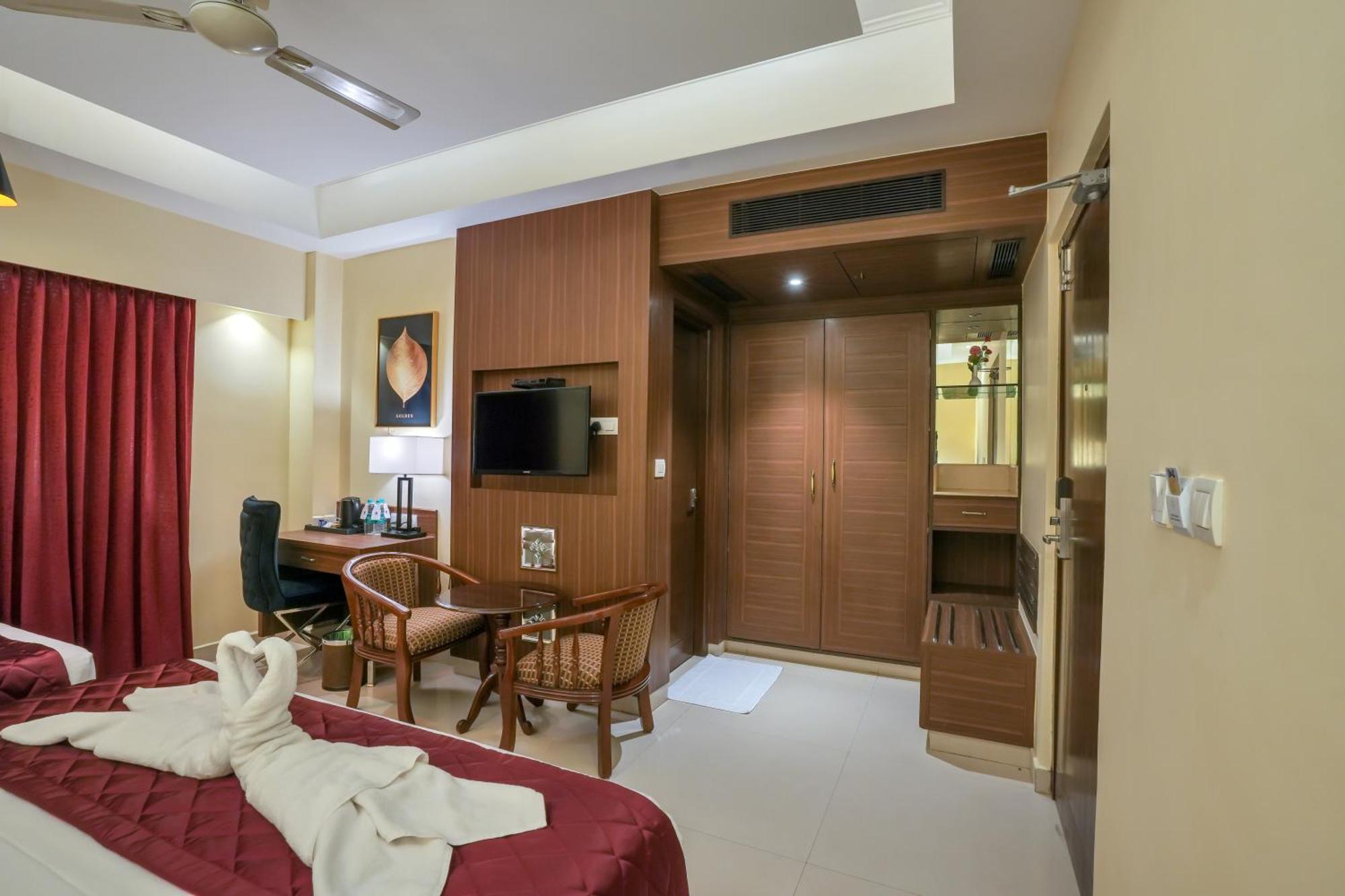 Park Avenue Hotel & Apartments Trichy Tiruchirappalli Buitenkant foto
