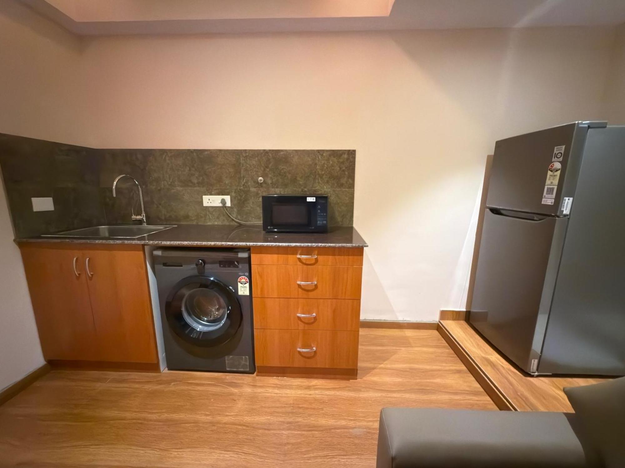 Park Avenue Hotel & Apartments Trichy Tiruchirappalli Buitenkant foto